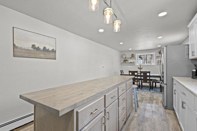 632 SUBURBAN DRIVE, De Pere, WI 54115