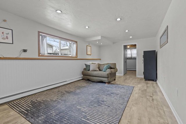 632 SUBURBAN DRIVE, De Pere, WI 54115