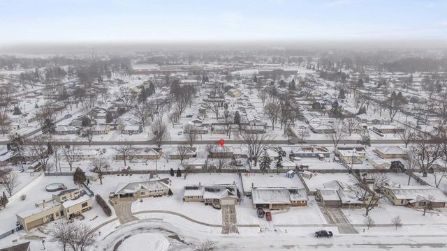 632 SUBURBAN DRIVE, De Pere, WI 54115