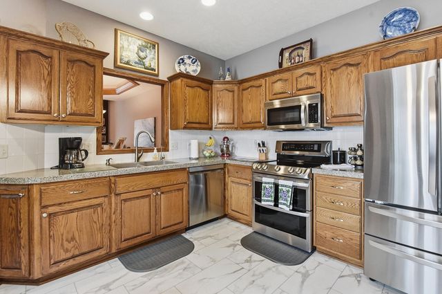 112 MCKENZIE Circle, Council Bluffs, IA 51503