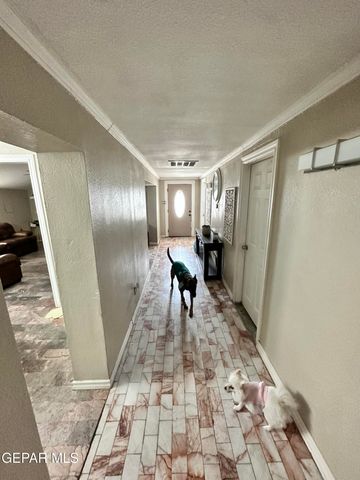 200 EDGAR Road, El Paso, TX 79932