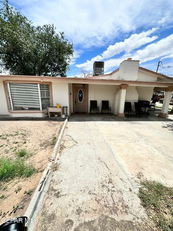 200 EDGAR Road, El Paso, TX 79932