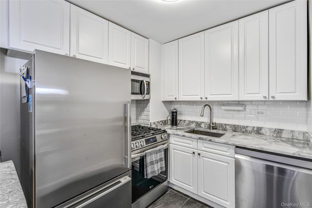 18-15 215th Street 14 B, Bayside, NY 11360