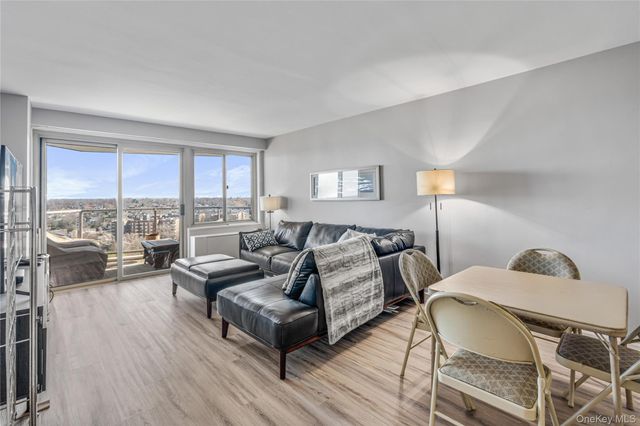 18-15 215th Street 14 B, Bayside, NY 11360