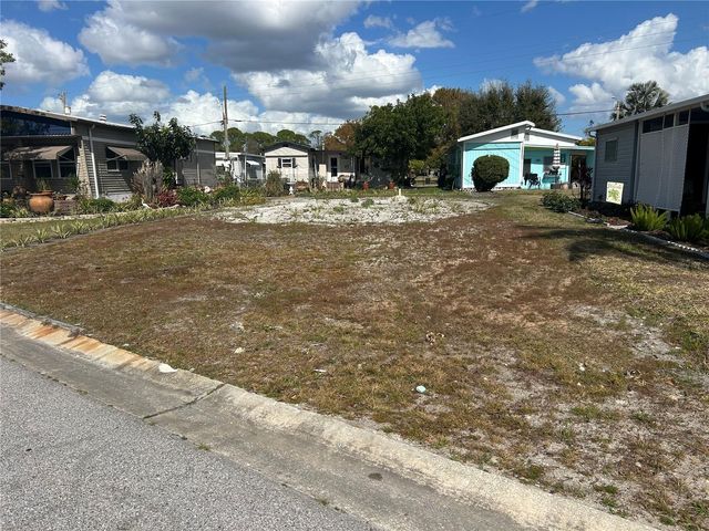 5254 PEBBLE BEACH AVENUE, Sarasota, FL 34234