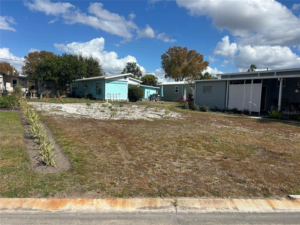 5254 PEBBLE BEACH AVENUE, Sarasota, FL 34234