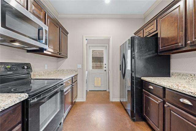 3200 Cullen Trail, College Station, TX 77845