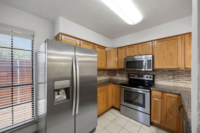 4241 Madera Road 4, Irving, TX 75038