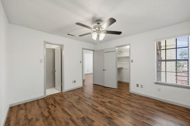 4241 Madera Road 4, Irving, TX 75038