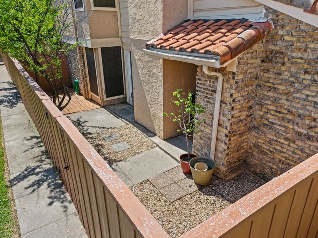 4241 Madera Road 4, Irving, TX 75038