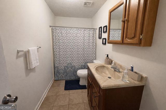 1176 Willie C Harris Drive, Cairo, GA 39828