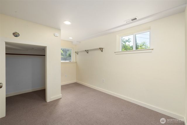 2752 Broadway Street, Bellingham, WA 98225