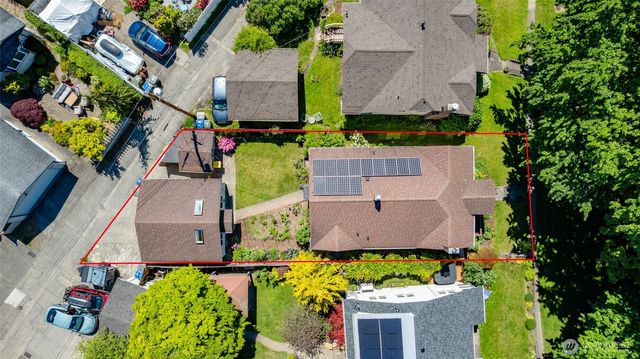 2752 Broadway Street, Bellingham, WA 98225