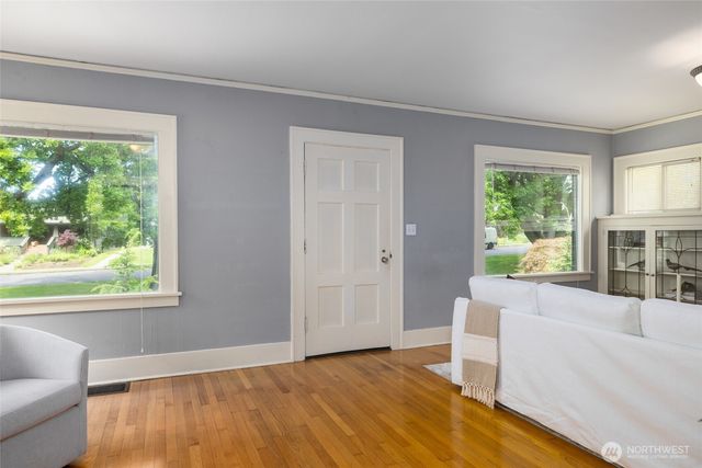 2752 Broadway Street, Bellingham, WA 98225