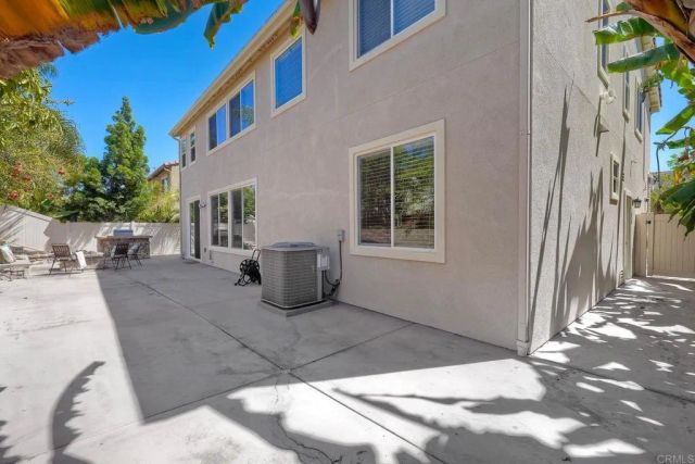 629 Amarra Lane, Vista, CA 92083