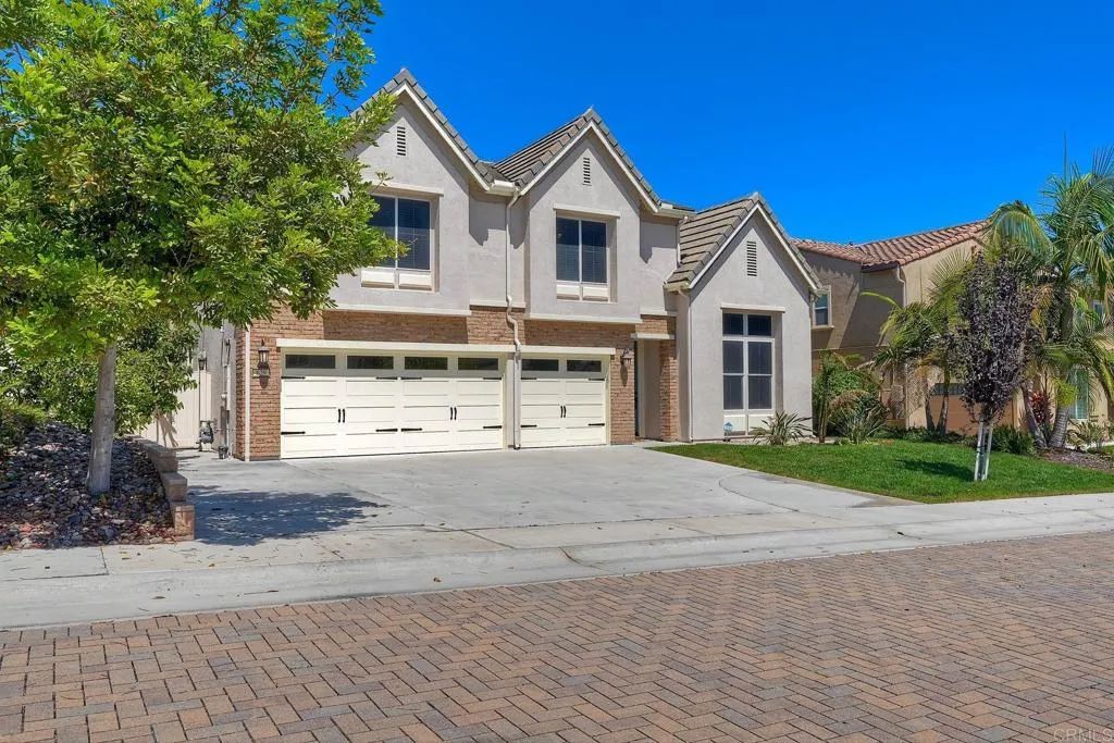 629 Amarra Lane, Vista, CA 92083