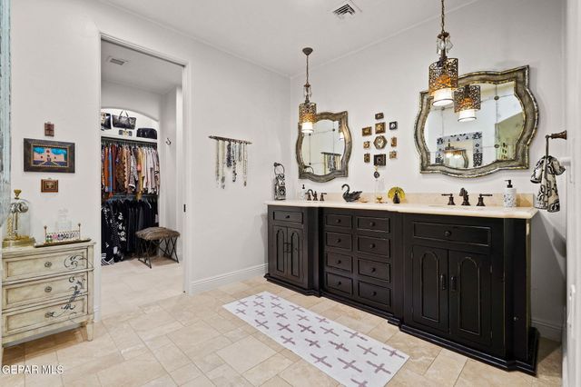 5520 RIVER RUN Street, El Paso, TX 79932