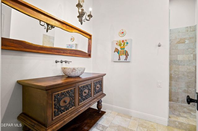 5520 RIVER RUN Street, El Paso, TX 79932