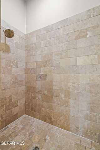 5520 RIVER RUN Street, El Paso, TX 79932