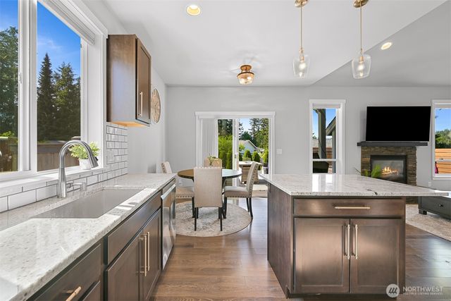 1460 Sunnybrook Lane, Bellingham, WA 98226