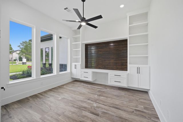 18556 Michaels Run, Montgomery, TX 77316