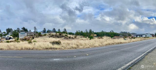 802 347th Place, Ocean Park, WA 98640