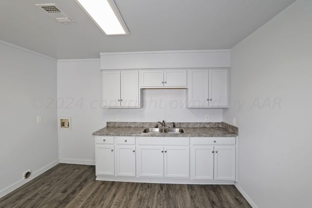 3703 S Monroe Street, Amarillo, TX 79110
