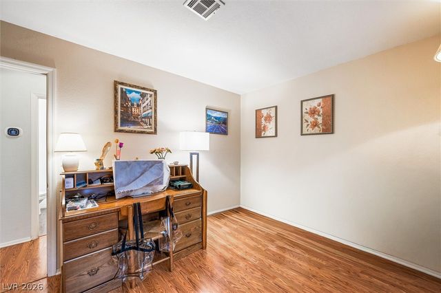 7829 Desert Candle Way, Las Vegas, NV 89128
