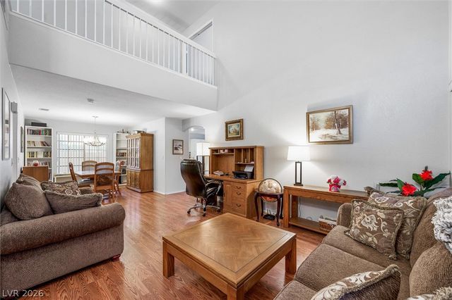 7829 Desert Candle Way, Las Vegas, NV 89128