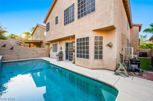7829 Desert Candle Way, Las Vegas, NV 89128