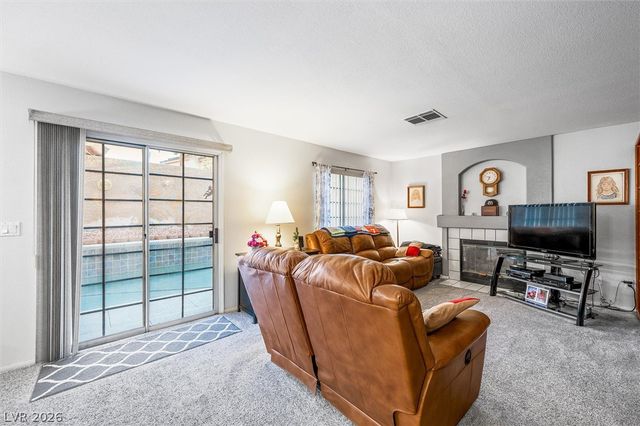 7829 Desert Candle Way, Las Vegas, NV 89128