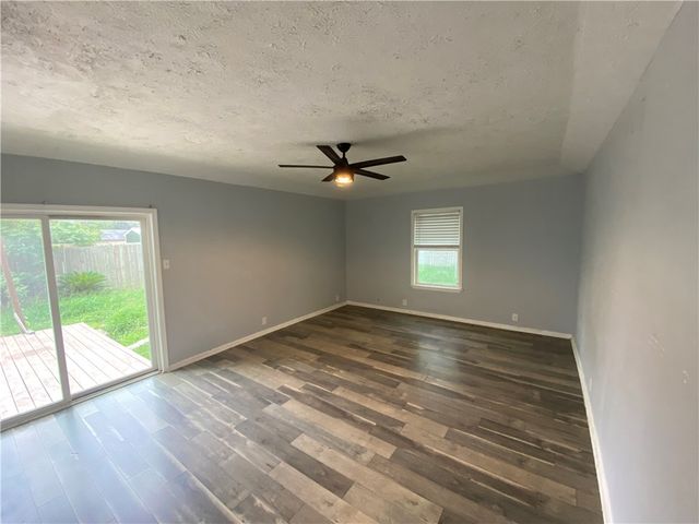 2825 Austin St, Corpus Christi, TX 78404
