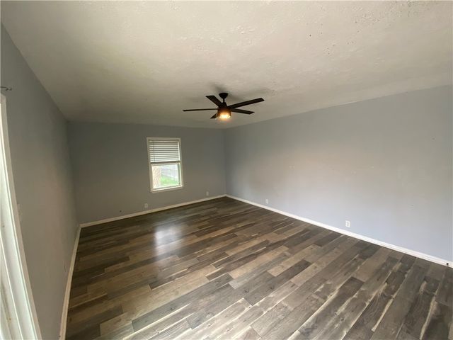 2825 Austin St, Corpus Christi, TX 78404