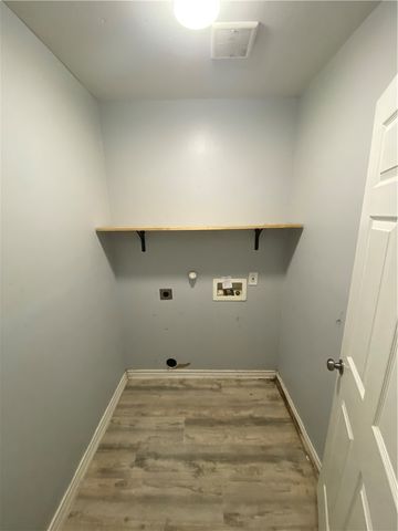 2825 Austin St, Corpus Christi, TX 78404