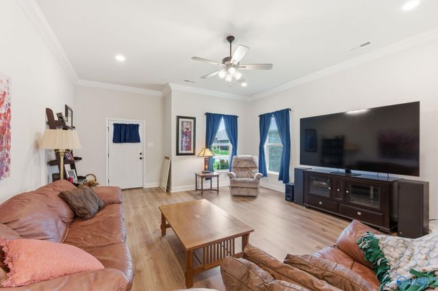 15695 Mizewell Lane NW, Harvest, AL 35749