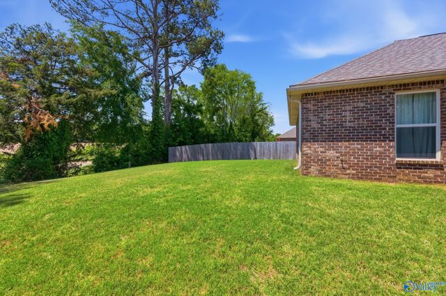 15695 Mizewell Lane NW, Harvest, AL 35749