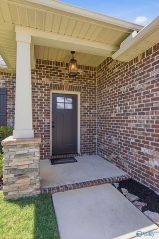 15695 Mizewell Lane NW, Harvest, AL 35749
