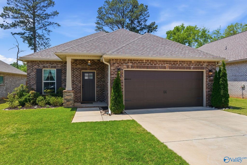 15695 Mizewell Lane NW, Harvest, AL 35749