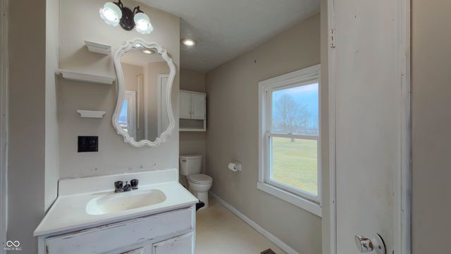 10565 E Southport Road, Indianapolis, IN 46259