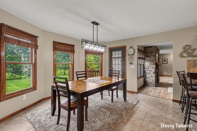 381 White Stag Court, Grandville, MI 49418