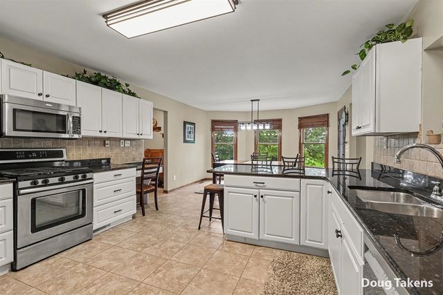 381 White Stag Court, Grandville, MI 49418