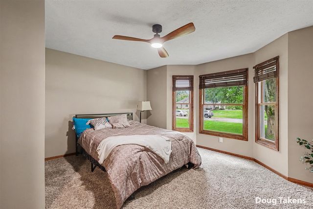 381 White Stag Court, Grandville, MI 49418