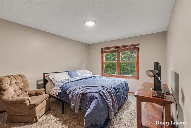 381 White Stag Court, Grandville, MI 49418