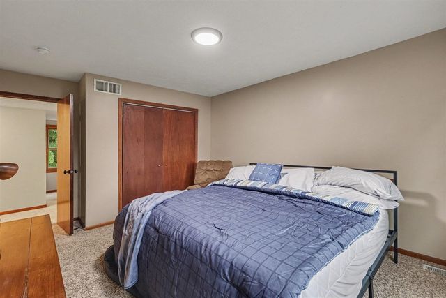 381 White Stag Court, Grandville, MI 49418