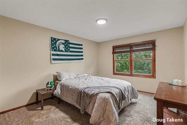 381 White Stag Court, Grandville, MI 49418
