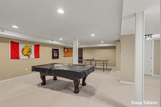 381 White Stag Court, Grandville, MI 49418
