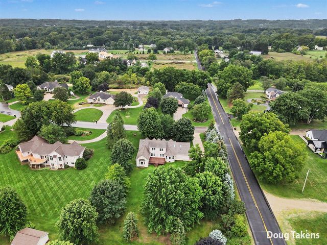 381 White Stag Court, Grandville, MI 49418