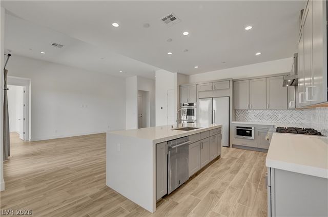 11803 Giroma Avenue, Las Vegas, NV 89138