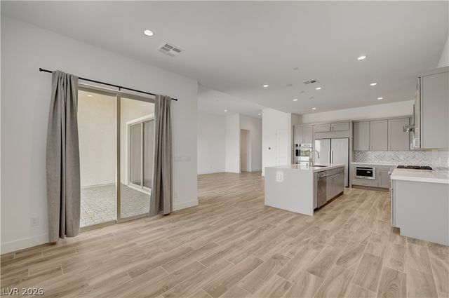 11803 Giroma Avenue, Las Vegas, NV 89138