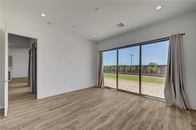 11803 Giroma Avenue, Las Vegas, NV 89138